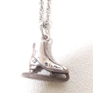 Jewels Obsession Silver Ice Skate Necklace Rhodium-plated 925 Silver Ice Skate Pendant with 18 Necklace Jewels Obsession Silver Ice Skate Necklace Rhodium-plated 925 Silver Ice Skate Pendant with 18 Necklace